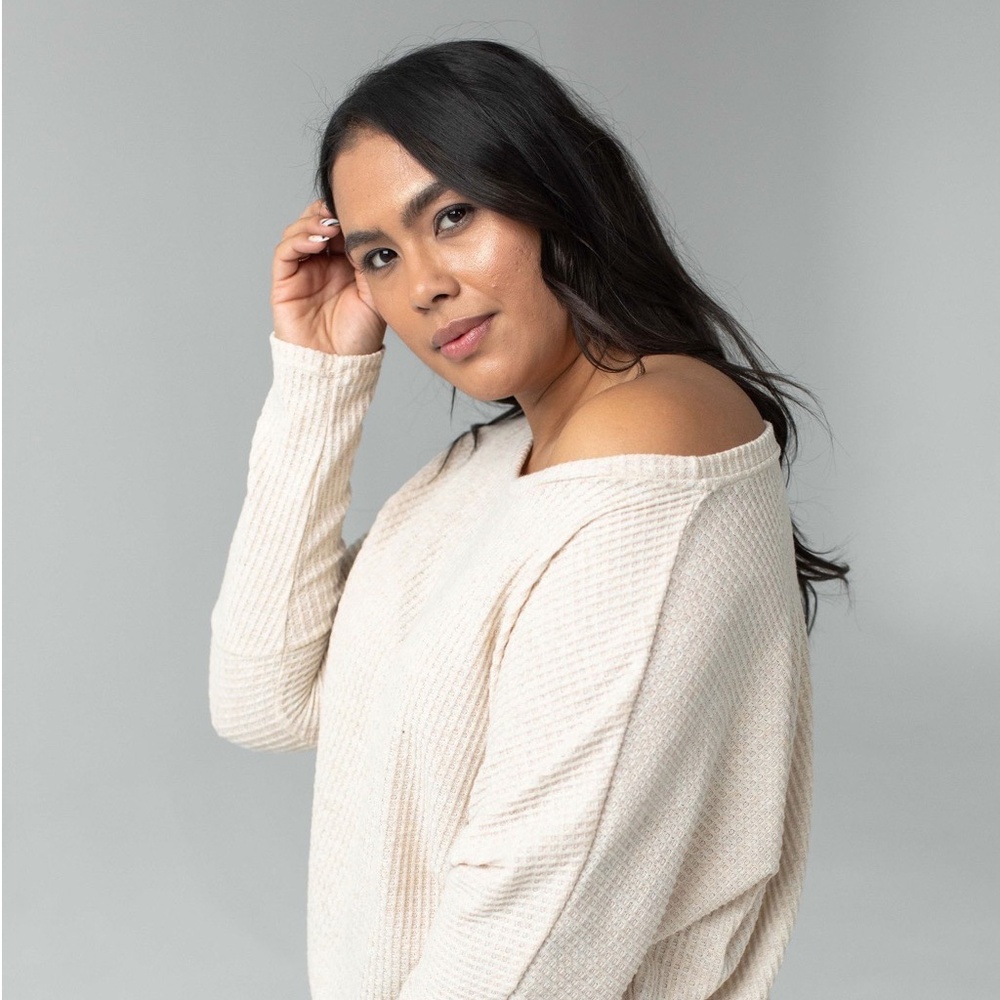 *NWT*  SAVVI Zadar Scoop Neck Waffle knit Dolman Sleeve Beige Sweater